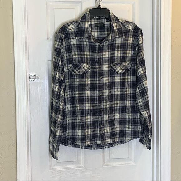 Field & Stream Est 1871 Flannel Shirt Mens Size M Multicolor Plaid Long Sleeve - Picture 3 of 8